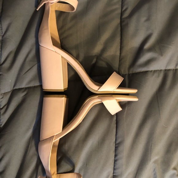 Quips Nude Chunky Heels - Picture 8 of 10